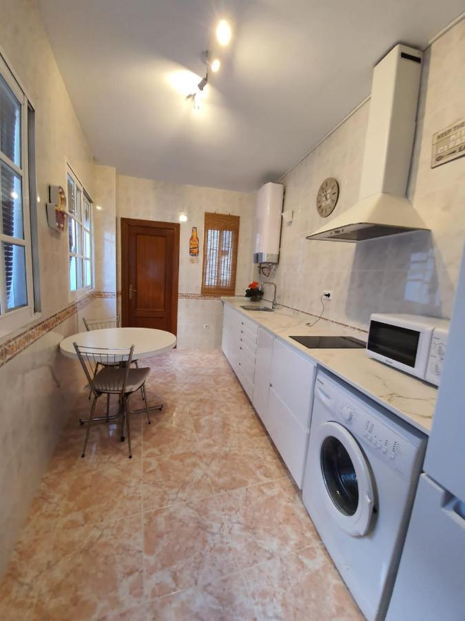 Apartamento Ollerias Málaga Exterior foto