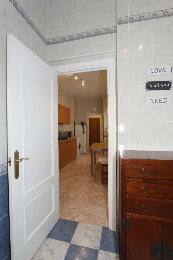 Apartamento Ollerias Málaga Exterior foto