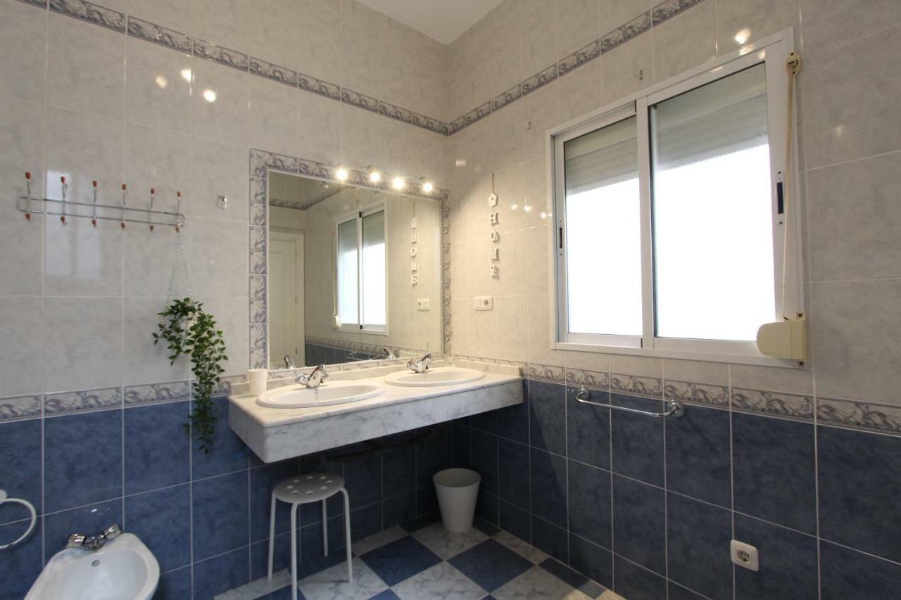 Apartamento Ollerias Málaga Exterior foto