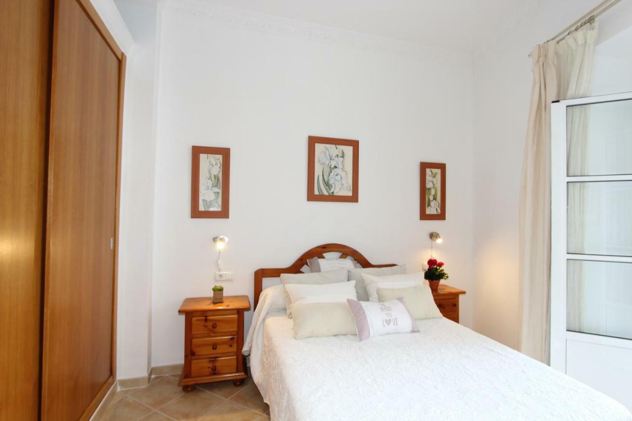 Apartamento Ollerias Málaga Exterior foto
